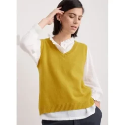 East View V-Neck Knitted Vest