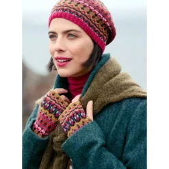 Malva Fingerless Mittens